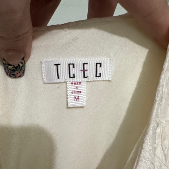 TCEC Cream Sleeveless Dress with Ruffle Hem - Picture 2 of 8